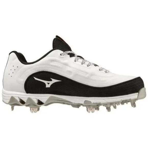 Mizuno Shoes - NWT Mizuno Women's 9-Spike Swift 8 Metal Fastpitch Softball Cleats